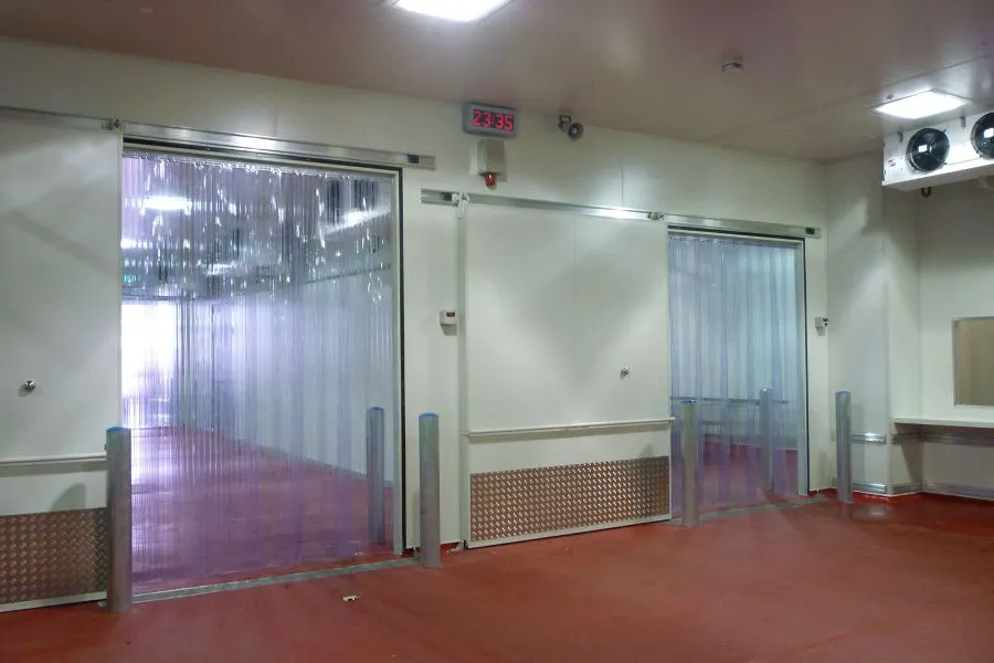 Features of PVC curtains in cleanrooms