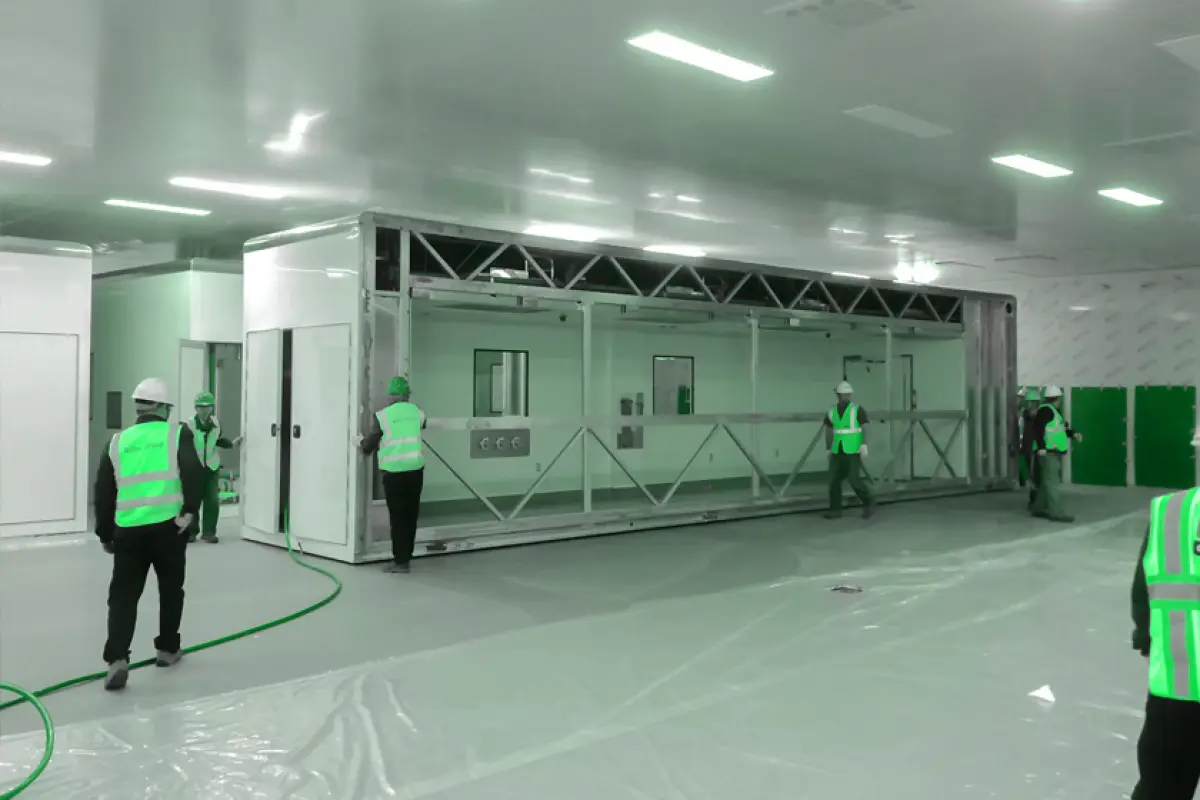 What are the advantages of portable clean rooms?