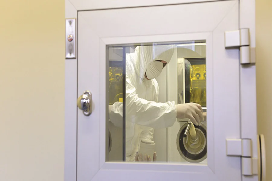 What is a Pass-through cleanroom